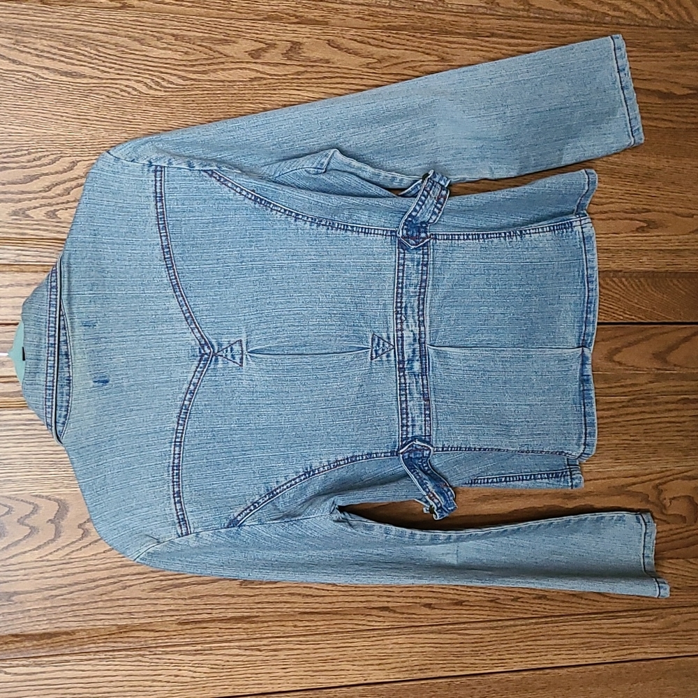 Vintage Jean Jacket - Picture 2 of 9
